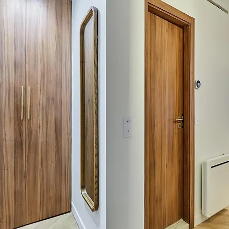 Magnificent With Ac - Center Of * باريس